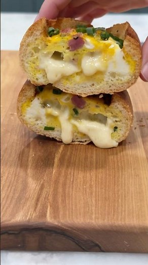The Best Way to Make Cheesy Egg Breakfast Sandwiches - Happy Bake Day