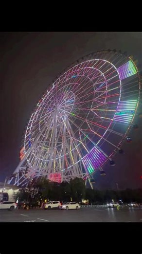 🎀: 📍Nanchang📍南昌之星🎡摩天轮的意义大概就是无论巅峰还是低估 都以你为中心#城市浪漫地标打卡 #南昌之星摩天轮 #摩天轮🎡下的风景
