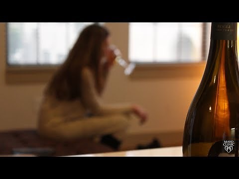 Mayo Clinic Minute: How genetics factor into treating alcohol use disorder