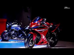 ホンダが新型CBR500R FOURを世界初公開！ CB500スーパーフォアと兄弟車の4気筒フルカウル