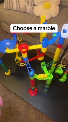 WHAT A FINISH #marblerace #marblemayhem #races #marbles #racingmarbles