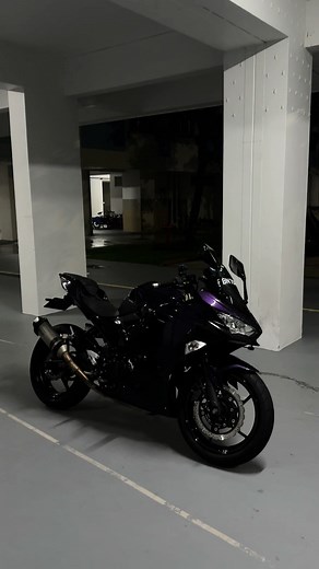 Exploring the Ninja 400: Features and Colors