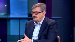 51K views · 840 reactions | The outcome of the Ukraine-Russia war is far from clear, but what’s certain is that the conflict has transformed the global identities of both sides. Ukrainian historian Serhii Plokhy speaks to Matt Frei about how the war is perceived very differently by either side. | Channel 4 News | Facebook
