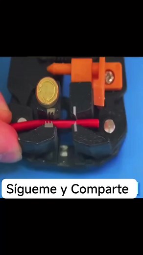 37K views · 317 reactions | #electricity #electricidaddesdecero #electriciansoftiktok #construction #cursodeelectricidad #cursoelectricista #usa #electricidad_desde_cero #aprendeelectricidad Aprende desde cero con nuestro curso online de electricidad ⚡️‍♂️ | ElectriVoltaje.Online | Facebook