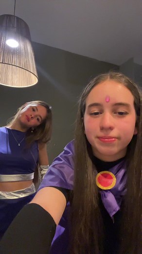 Disfraces de Raven y Starfire para Halloween