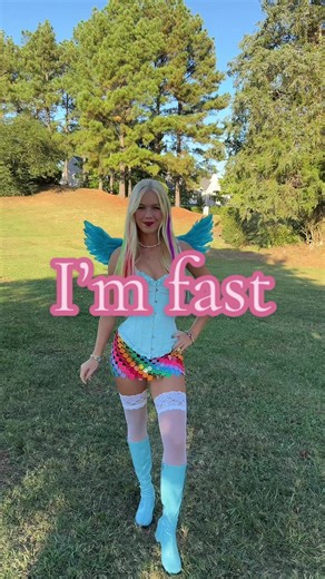 Rainbow Dash Halloween Costume Ideas