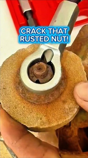 Nut Splitter Tool – The Smart Way to Remove Rusted & Stuck Nuts.