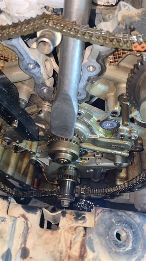 Ford Explorer Engine water pump Leakage #auto #mechanic #shorts #idea | Atta Ur Rehman