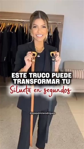 Lourdes | Estratega de Imagen y Marca Personal on Instagram: "La mayoría de Mujeres piensa que no tiene cintura. La verdad es que no es necesario tenerla, lo importante es aprender a crearla visualmente. No es cuestión de talla, ni de cuerpo es Estrategia. Un cinturón bien colocado puede: ✨ Redefinir tu silueta ✨ Equilibrar proporciones ✨ Elevar cualquier look básico ✨ Hacer que tu ropa trabaje PARA ti (y no al revés) Por eso hay mujeres que, con las mismas prendas, se ven “normales”… y otras se