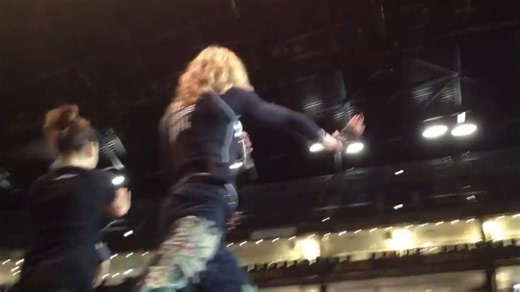 彩排狂魔Madonna "I'm Addicted" MDNA Tour (Rehearsal in Köln) HD
