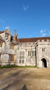 This is the very beautiful Athelhampton House & Gardens in Dorset. In the sixteenth century, it was owned by the Martyn family. If you’re ever in the area, I highly recommend visiting. @athelhampton | On the Tudor Trail- Retracing the steps of Anne Boleyn