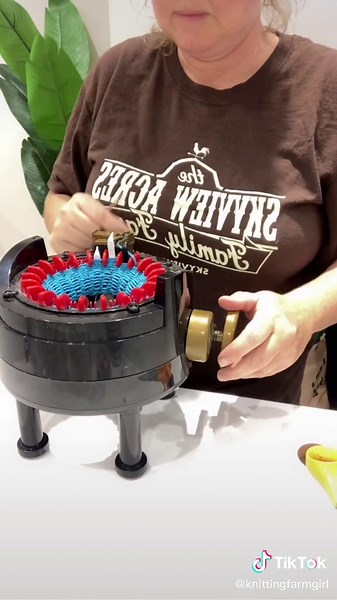 Face scrubby tutorial #knittingmachinetutorial #knittingmachine #tutorial #addi #sentro #facescrubbies