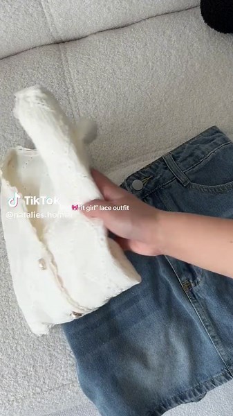 Stunning Lace Blouse for Summer Outfits