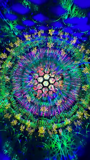 12K views · 122 reactions | Doing a quick showing of one of the newest Mini Star designs! This design is so fun! I love it! Thanks for sharing this with me! #budderscopes #glassart #fractals #mandalaart #kaleidoscopes | Budderscopes | Facebook