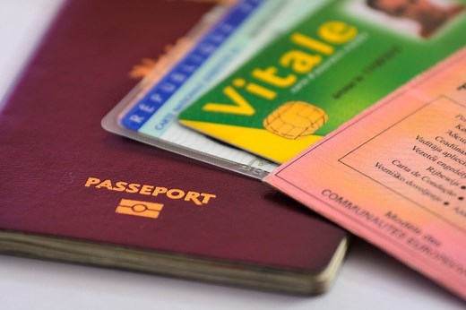 Facebook demande une pièce d'identité : que faire ?