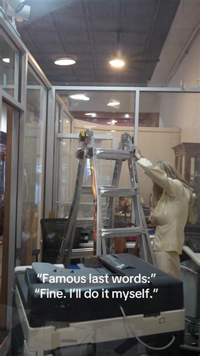 Lydia Starr Sims (@thatstarrgirl)’s videos with The Office (Main Theme) - Knightsbridge