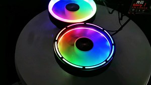 COOLMOON酷月自动RGB发光CPU风扇