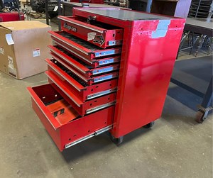 August 20th Preview 1547 Lots of Snap-On Tools, Auto Repair Equipment, and More!! Use the link below and go directly to Day 2 of this 4-Day Auction! #auctions #carrepair #collisioncenter Location: 500 Innovation Dr. Blairsville, PA 15717 Auction Links: https://hendersonauctions.bidwrangler.com/ui/auctions/123098 Contact: Jason Bush 225-431-0542 | Henderson Auctions