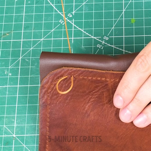 250K views · 618 reactions | DIY Leather bottle holder | 5-Minute Crafts | Facebook