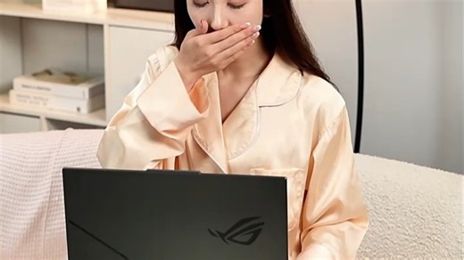 ROG魔霸新锐电竞本实战体验：轻薄设计配强悍性能，游戏创作两不误