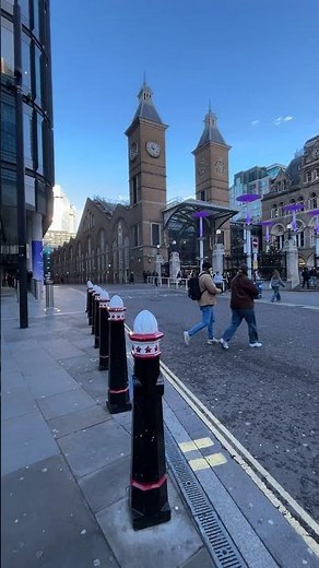 Liverpool Street Station 🚉: Completing the Metropolitan Underground Line 🇬🇧 London #train
