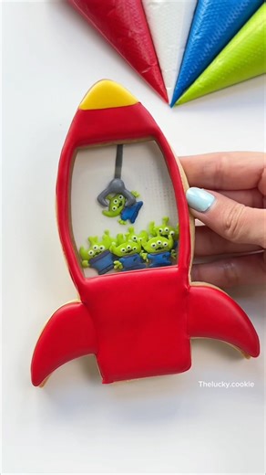 Toy Story Cookie ❤️ recipes link in bio #cookiedecorating #satisfying #asmr
