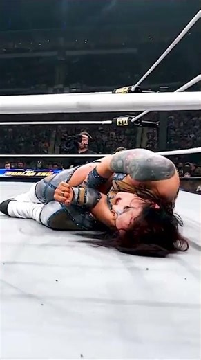 OMG! #KrisStatlander PLANTS #JamieHayter!