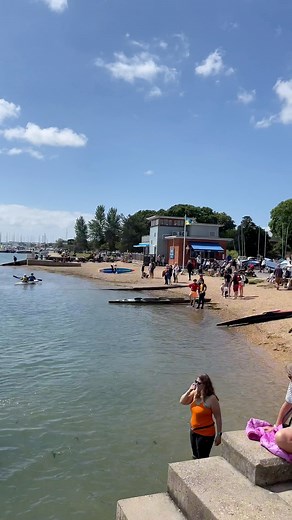 5.7K views · 85 reactions | The sights and sounds of Hamble in Hampshire, captured last summer ⛵️呂. Words from the @visit_hampshire site…Hamble (le-Rice) on the outskirts of Southampton, lies along the River Hamble and is a quaint, picturesque village, boasting stunning views, period cottages, pretty walks and thriving wildlife. #ourhampshire | Our Hampshire and beyond | Facebook