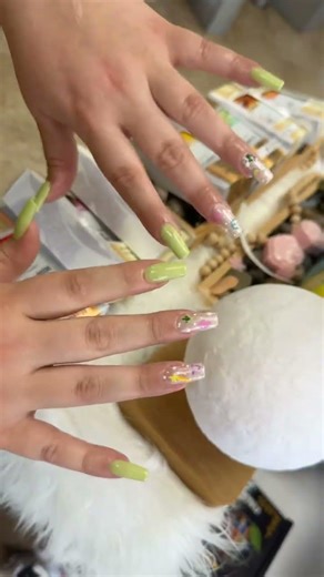 Happy Nails at Win Nails and spa.48 #nails #nailart #nailtech #video #trending