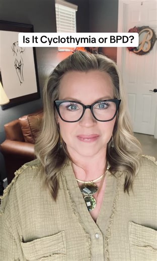 BPD vs. Cyclothymia: What’s the difference? 🧠🎢 Are you dealing with a