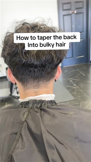 25K views · 348 reactions | In my full fundamentals of fading course I ensure to explain the step x step on how to do fades like these. I also explain how to create shapesthat not only last longer, but contour to the head shape better. My course is available in my bio 﫡 | Jorges Fades | Facebook