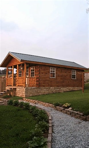 You Will Be Amazed From This Log Cabin That Costs Less Than $17,000 | Mountain Cabins