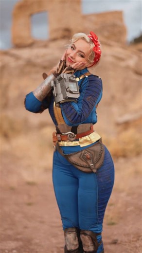 Fallout S2 will here in less than 3 weeks! If you're like me and need a last minute vault suit, I hope the tutorial helps you touch it up and personalize it a bit. Available on my brand new @passes Page so go check it out 💙💙 ⋅⋅•⋅⊰༻•⋅𖤓⋅•༺⊱⋅•⋅⋅ #falloutonprime #falloutcosplay #vaultdwellersuit #cosplaytutorial #cosplaydiy | Halcybella