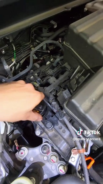 Honda Auto Repair: Essential Oil Change Tips