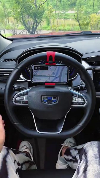 Top Car Phone Holders for Safe Driving