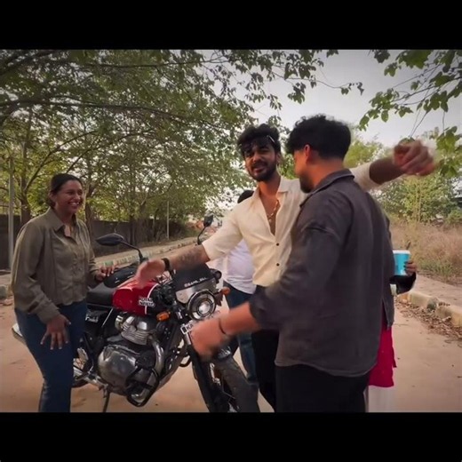 Good ￼to see happiness on his face ￼#kannadavlogs #samsameerinsta 
