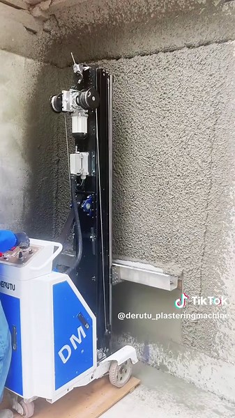 Even floor can use wallsmooth #Plastering #rendering machine construction #builder building #equipment civilengineering #粉墙机 #抹灰机 #建筑机械 #工程人 #德睿途 #contractor