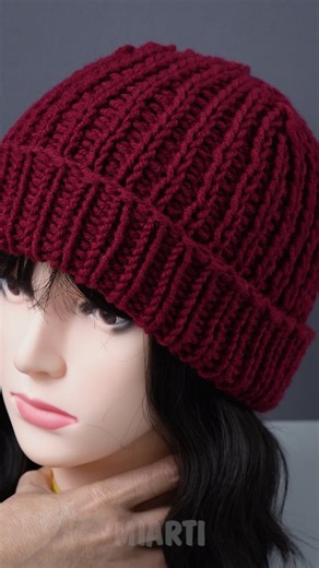 15K views · 308 reactions | Un bonnet tricoté avec un motif de point simple pour débuter ! | Miarti - Crochet et Tricot | Facebook