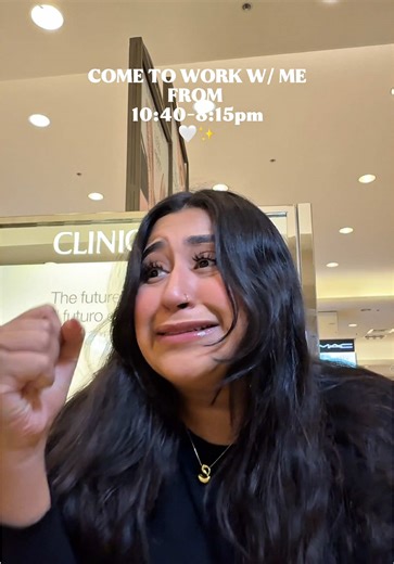 A Day in the Life of a Clinique Beauty Advisor