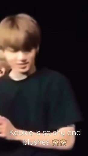 Taekook kiss on stage(Part 1).Taehyung kissed JungKook 😘😘..Taekook moments..VKook forever 💜💚💜💚