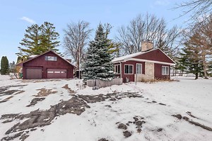 4931 County Rd T, Oshkosh, WI 54904 - MLS 50318832 - Coldwell Banker