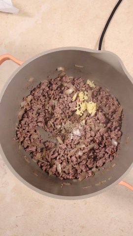 Forget the Fussy Rolls – This Cabbage Recipe Will Save Your Dinner Time