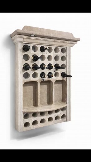 Cantina in travertino WineMod realizzata con moduli 🌐ciottoli.it 💬 393927150001 📍Via Lago dei Tartari 33, Guidonia Montecelio 🚚Spedizione gratuita in tutta Italia (isole escluse) #naturalstone #travertine #interiordesign #cantina