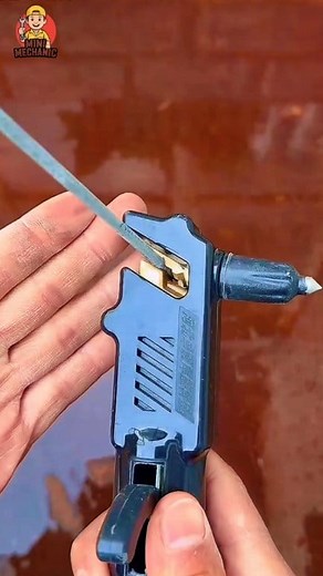 Watch the high-power crooked nozzle welding pliers in action — built...