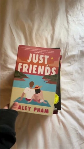 18 #PopularBooks That Are Actually Worth the Hype | #MustRead #BookRecommendations #BookShorts