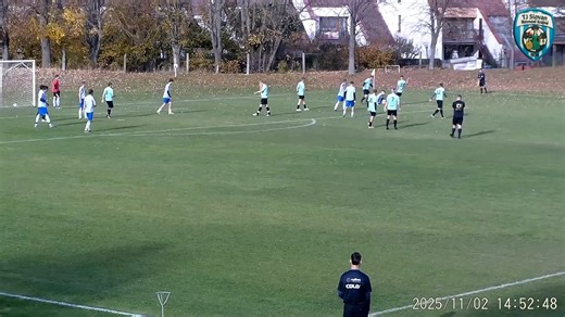 Krajné – Zamarovce 4:0 (2:0) Prvé minúty hostia kombinačne domácich prekvapili a mali územnú prevahu. Postupne sa však Krajné začalo rýchlostne presadzovať a dostávalo sa do šancí. Prvé dve zostali ešte nevyužité. Raz dobre zasiahol Kopunec. Následne prišli dva pekné góly. Najprv sa umiestnenou strelou popri brankárovi presadil Fako a o päť minút šikovným zakončením pridal Žabka. Po prestávke už hostia nedokázali s domácimi držať krok. Šancí pribúdalo na strane Krajného. Z nich boli využité dve.