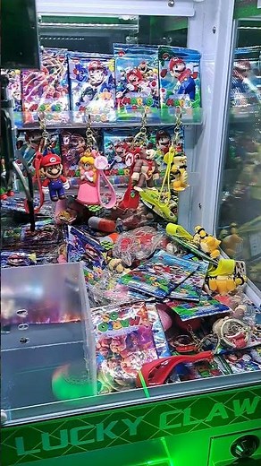 The Coolest Machine Out There ! ... Luck Claw Arcade Machine !