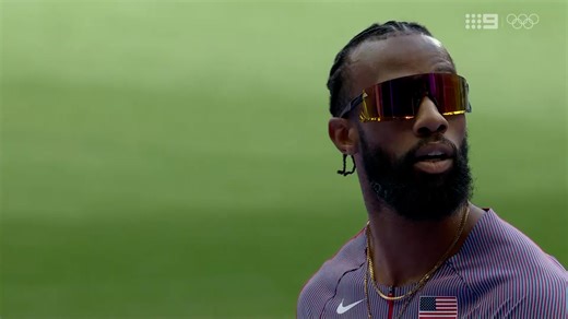 US hurdler's bizarre run