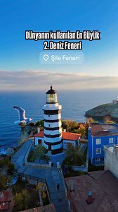 Şile Feneri, İstanbul’un Şile ilçesinde bulunan ve Karadeniz kıyısındaki en büyük deniz fenerlerinden biri olan tarihi bir yapıdır. Osmanlı Padişahı Abdülaziz döneminde, 1859 yılında inşa edilmiştir ve günümüzde dünyanın aktif olarak kullanılan en büyük ikinci deniz feneri olarak kabul edilmektedir. Tarihi ve Teknik Özellikleri • İnşa Yılı: 1859 (Osmanlı Dönemi) • Yüksekliği: 19 metre (fiziksel yükseklik) • Denizden Yüksekliği: 60 metre • Mimari Yapısı: Kesme taştan inşa edilmiştir. • Işık Gücü: