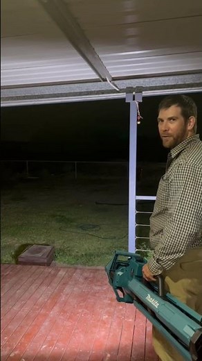 World’s biggest flashlight! Makita DML814